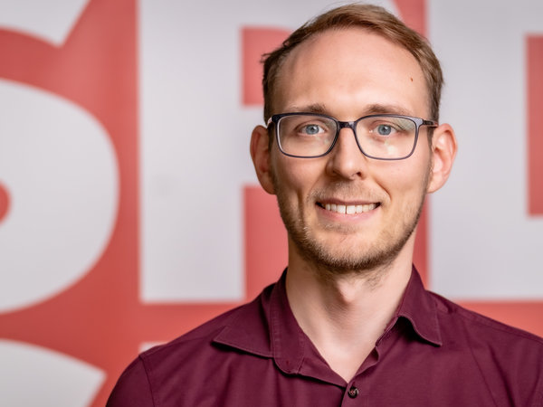 Dr. Robin Brünn